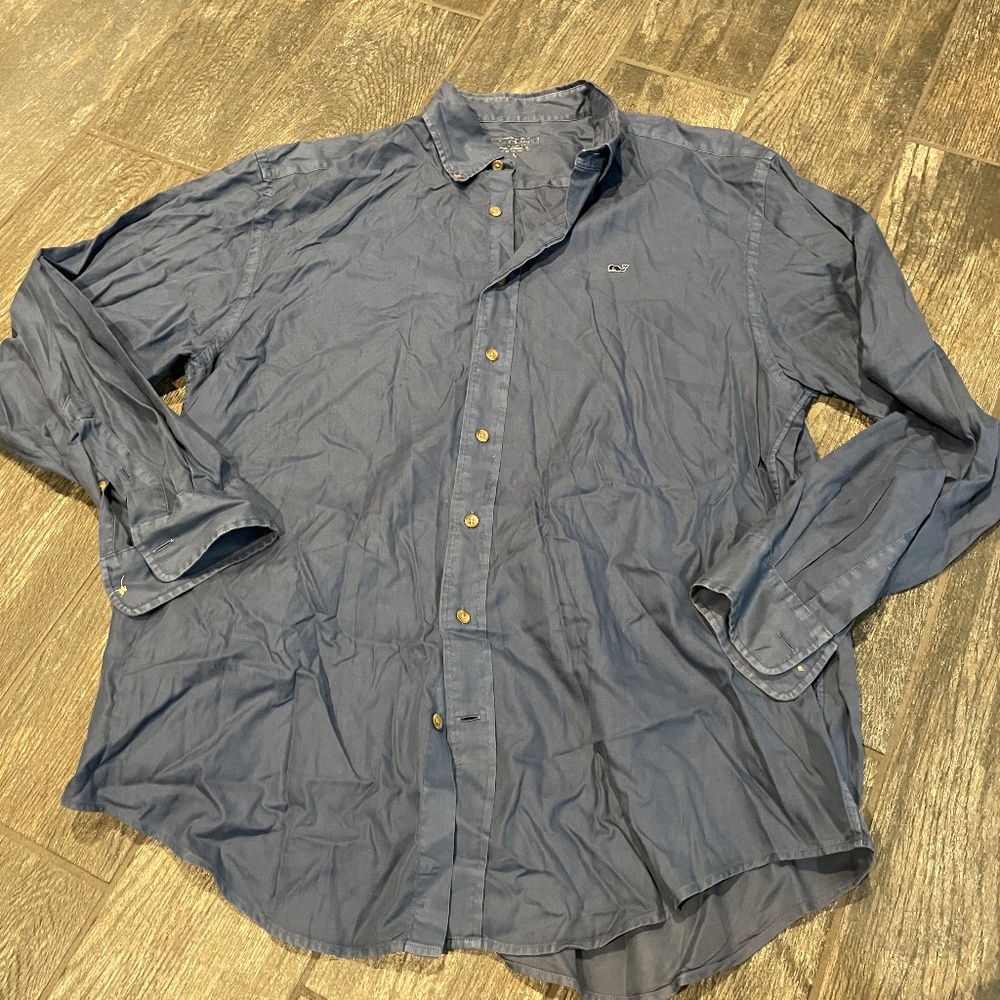 USED VINEYARD VINES BUTTON DOWN